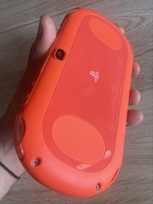 PS VITA Slim Neon Orange (My Hardcore Edition) + Extras