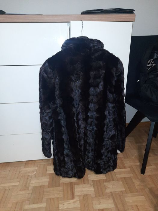 Futro z norek czarne