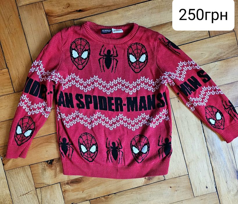 Продам одяг для хлопчика-супергероя