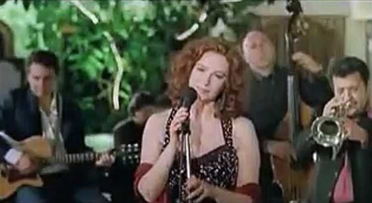 TUDO NOS TEUS OLHOS (Te lo Leggo Negli Occhi)Valia Santella/Nanni More