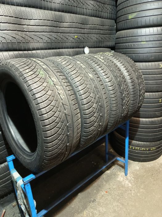 225/55R17 Michelin PilotAlpin