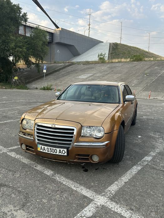 Продам Chrysler 300c