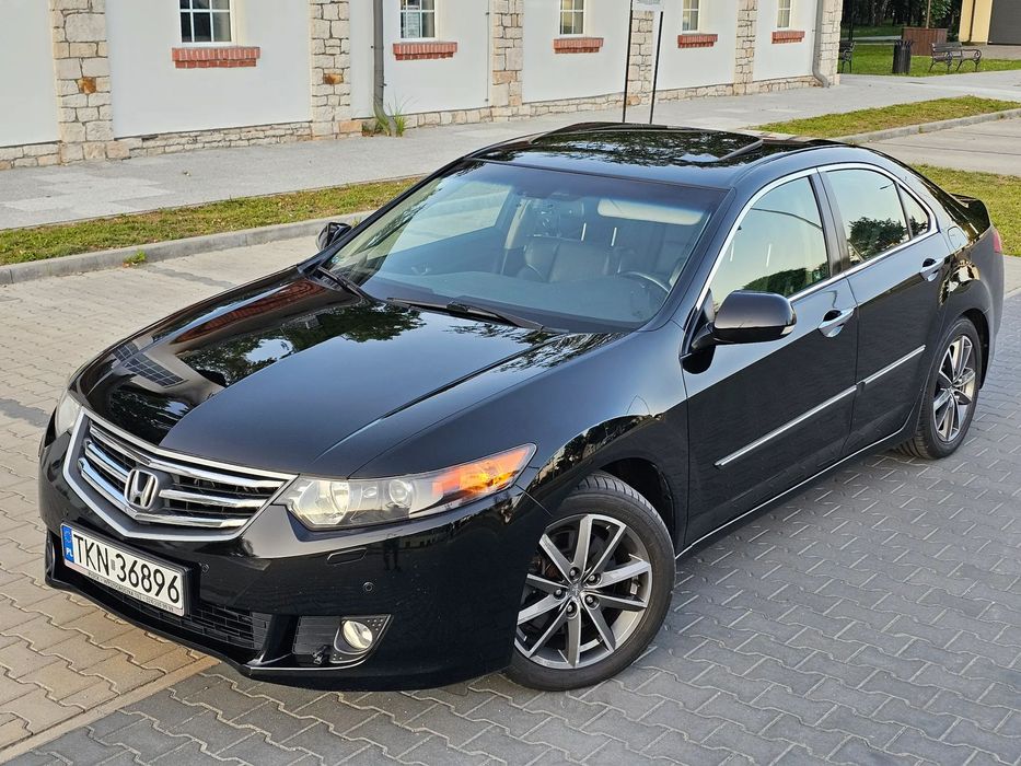 Honda Accord 2.4b201psManualExecSalPLorygBezw180kBdbStanKplSerwDokNoweHam8kółGarmin