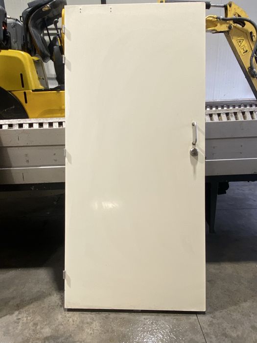 Portas madeiras rubustas