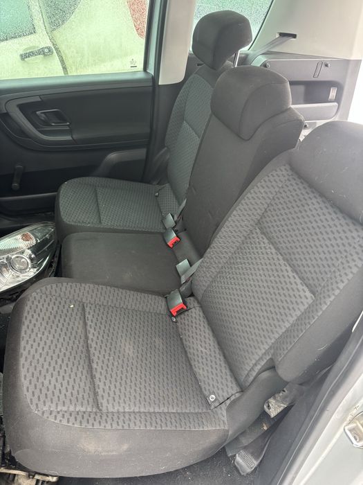 Skoda roomster komplet foteli tył