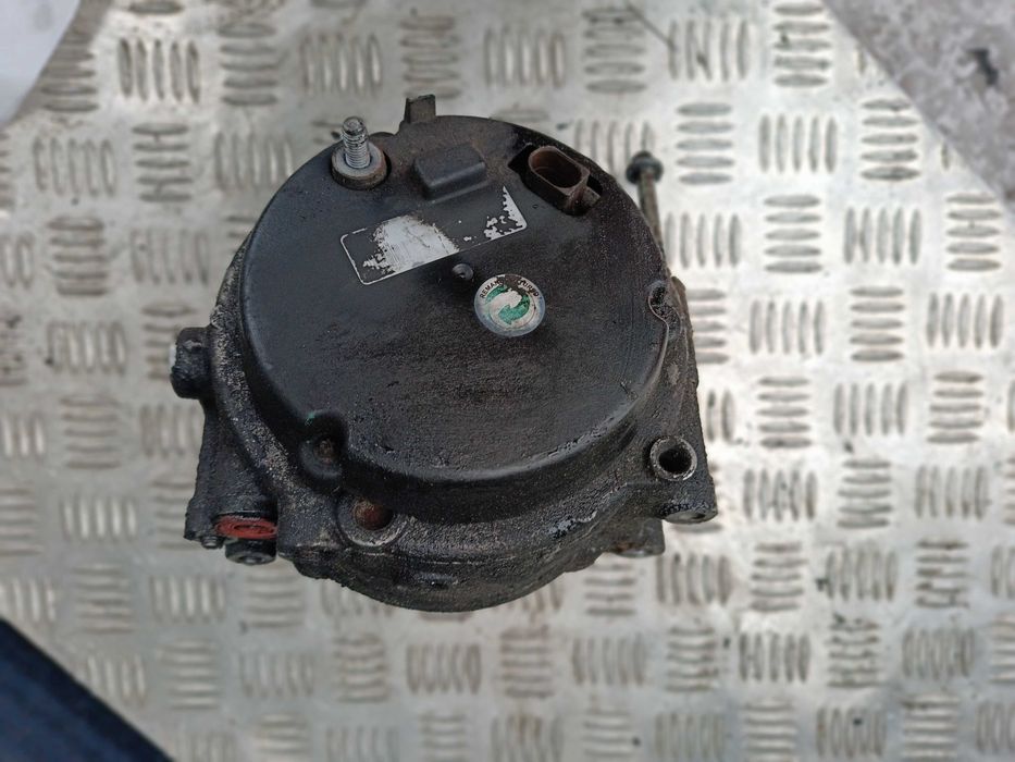 Alternator Mercedes Benz 2.2 DCI 02-09