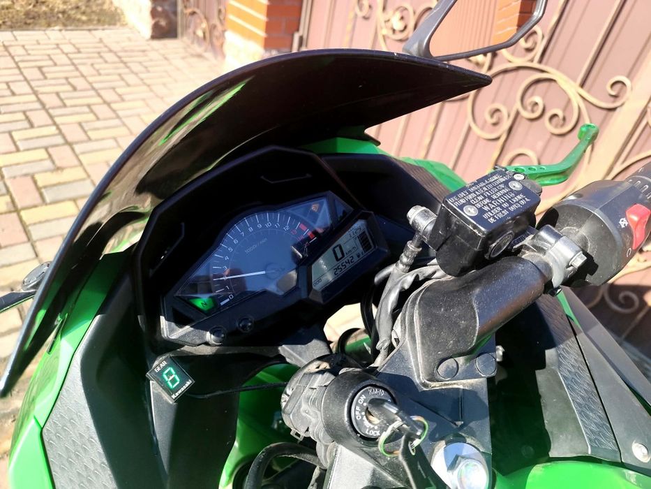 Мотоцикл Kawasaki ninja 300