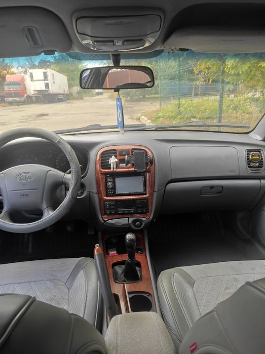 KiA magentis 2002
