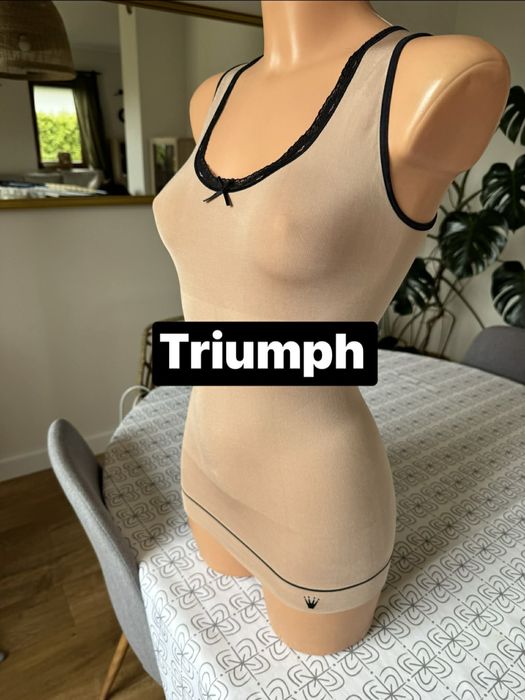 Triumph bezowa koszulka bielizna modelujaca