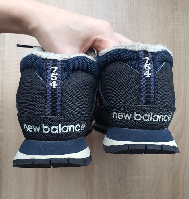 Чоловічі зимові черевики низькі New Balance 754 H754LFN 40 (7US