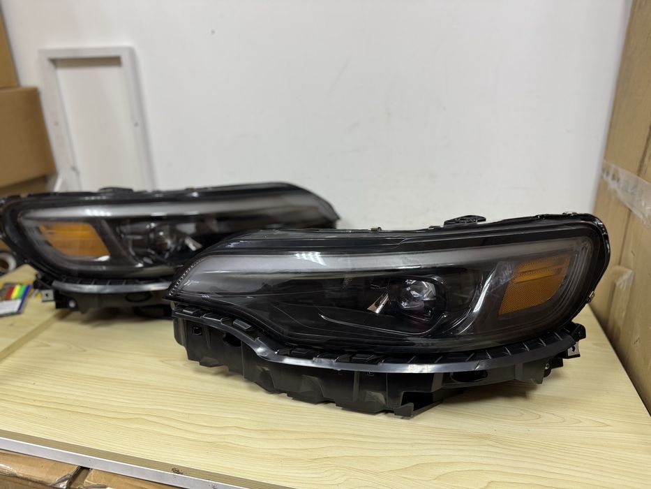 Jeep Cherokee 2018-2022 р, передні фари