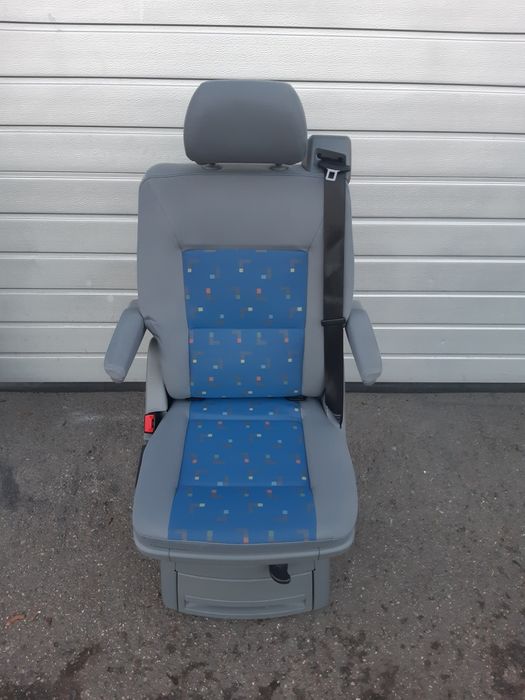 VW t5 t6 fotel obrotowy niebieski L LLL siedzenie Multivan