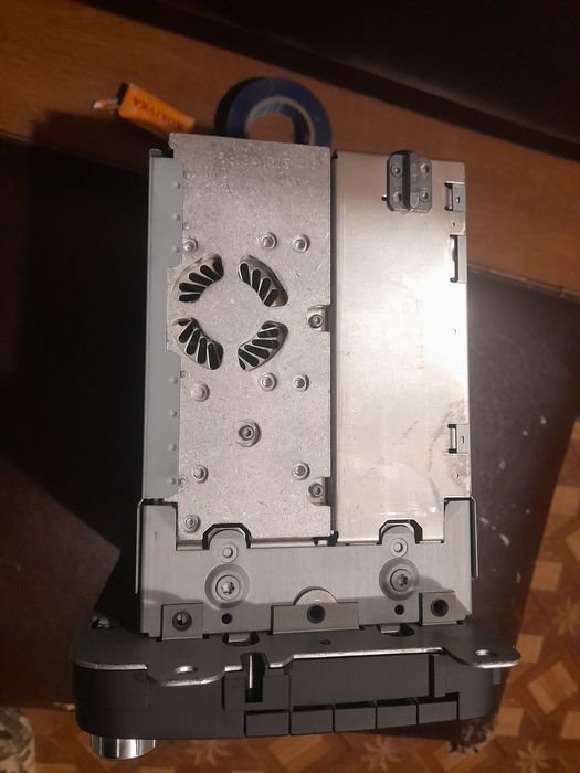 Магнітола Пасат б6