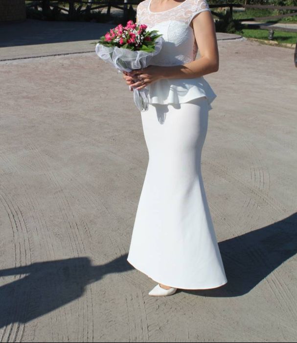 Весільна , святкова сукня.