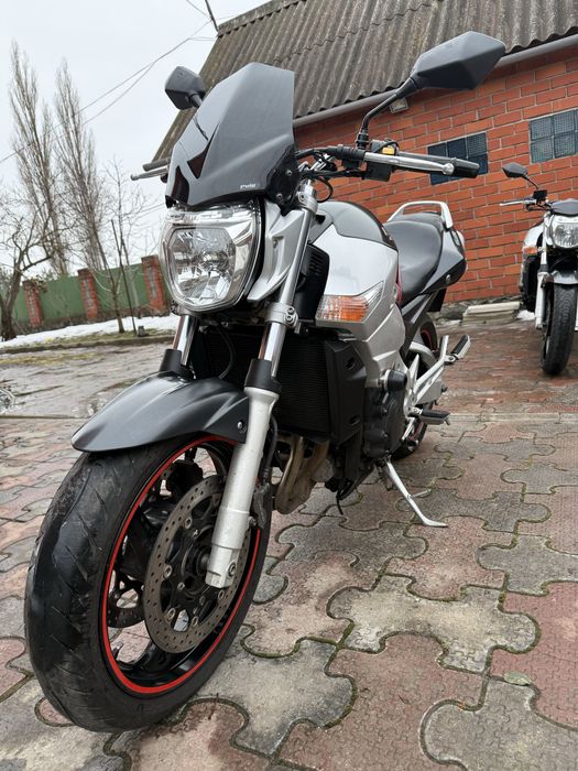 Suzuki GSR400 розмитнений