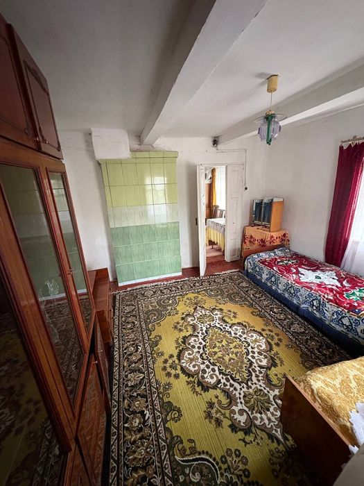 Продам половину будинку