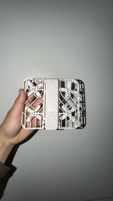 Drone Hover Air X1437240918317486082