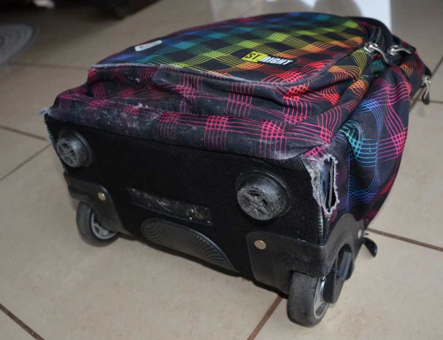 Plecak szkolny ST. RIGHT na kółkach