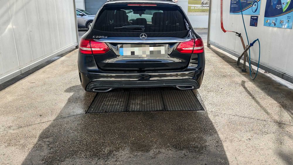 Mercedes-Benz C220d Station - Pack AMG - Teto Panoramico - Tablets traseiros de origem - Interior Full Leds — photo 5