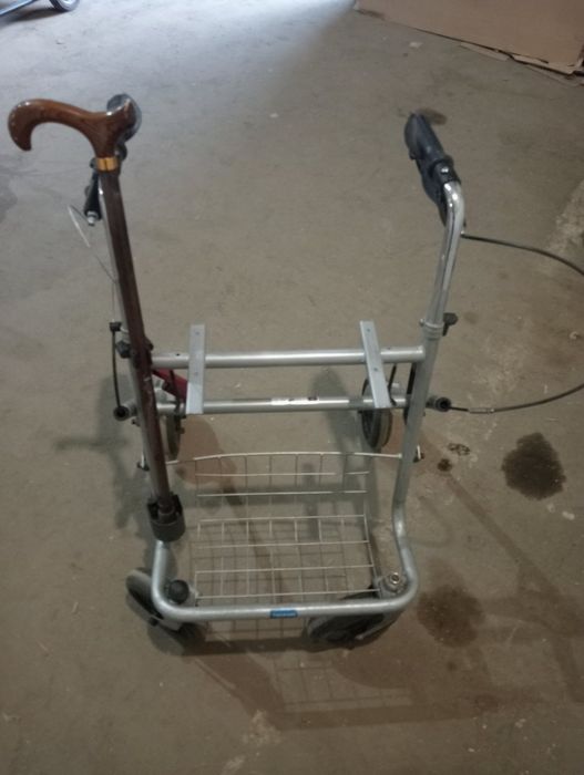 Продам ходунки для взрослых