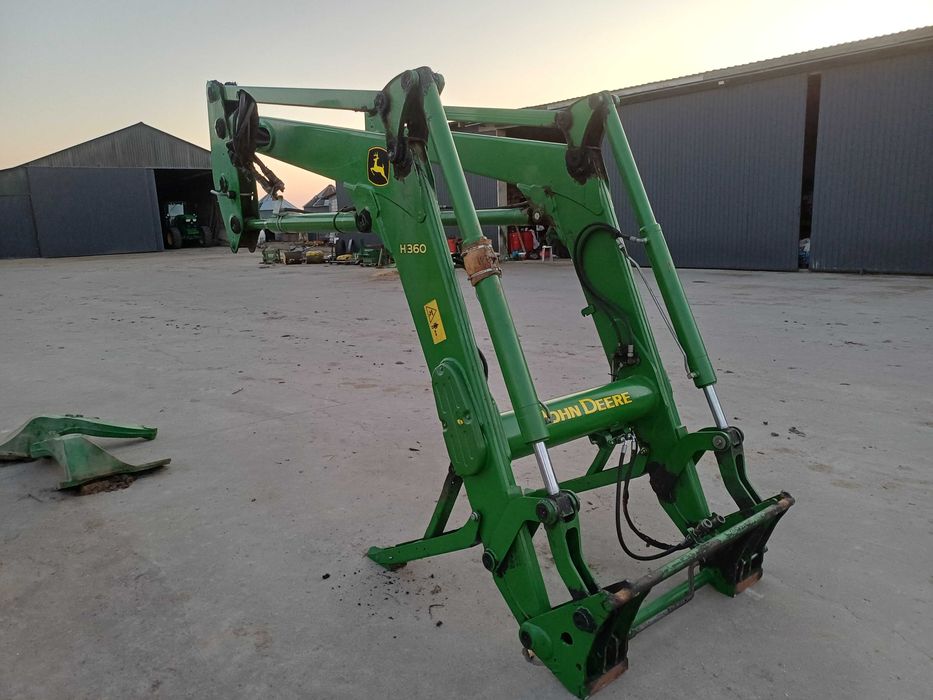 Ładowacz John Deere H 360