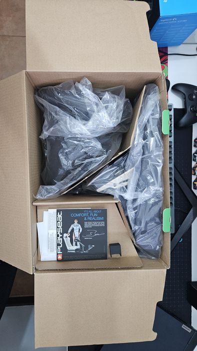 Volante Logitech G920 Driving Force + Shifter - Xbox/PC (Na Caixa)
