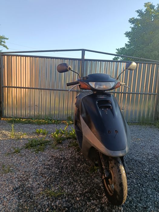 Продам скутер Honda Tact під відновлення або на запчастини (не на ходу)