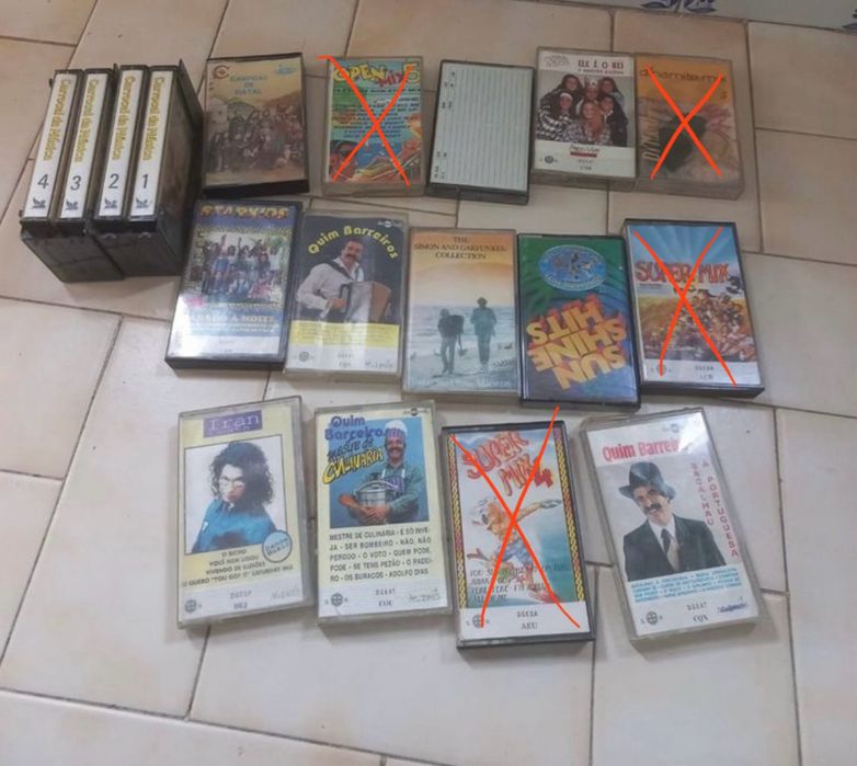 14 Cassetes de músicas