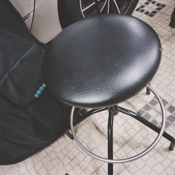 Contrabaixo 1/4  , capa, banco, antidesli zante, estante