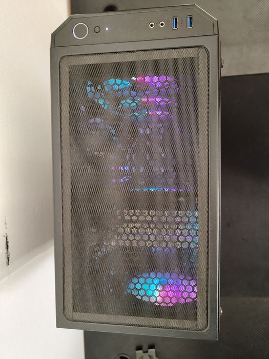 obudowa komputerowa gamingowa pc rgb glass mesh
