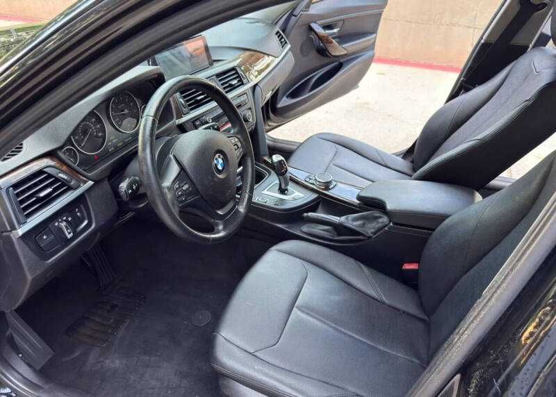 2015 BMW 3 Series 320i