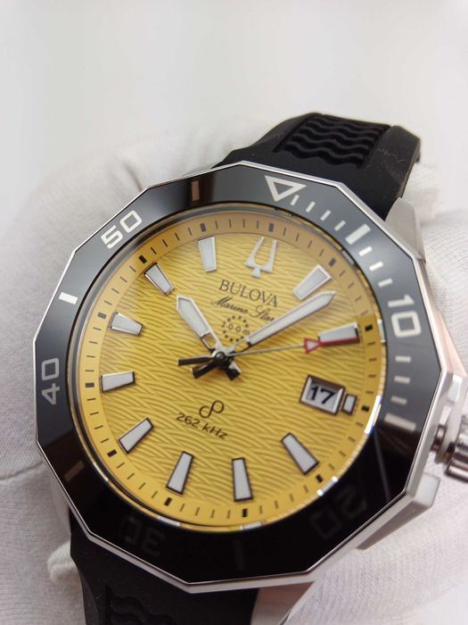 Bulova Precisionist Marine Star 96B431 точность колебаний 262 кГц, сапфир