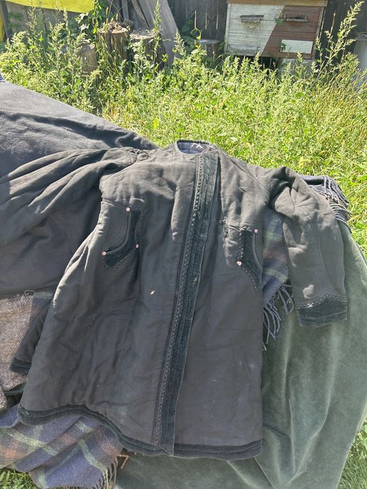 Продам старовинне пальто Чернігівщина
