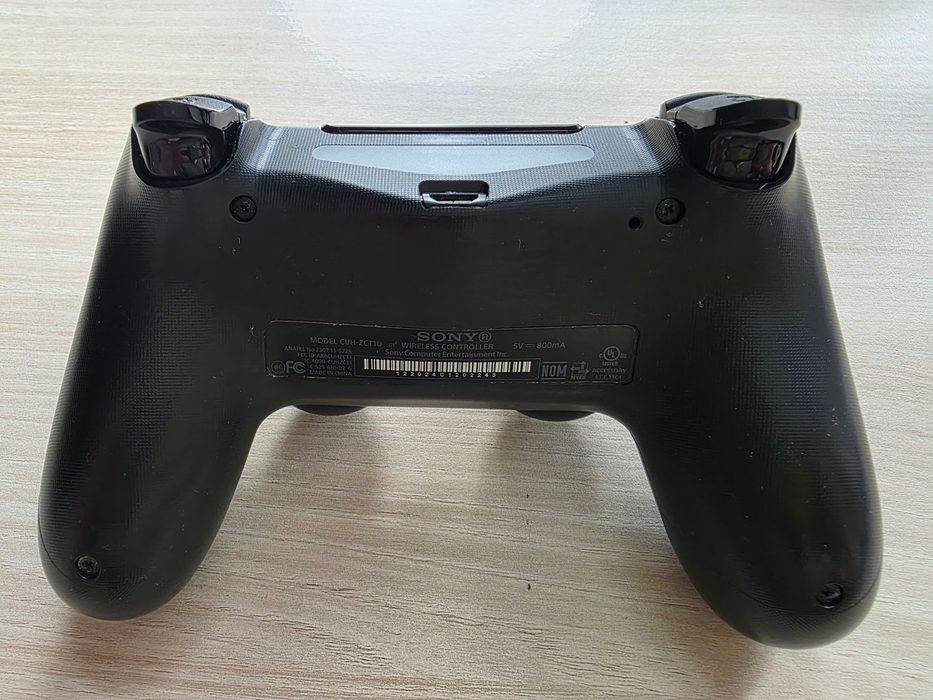 Продам DualShock PS4 Controller