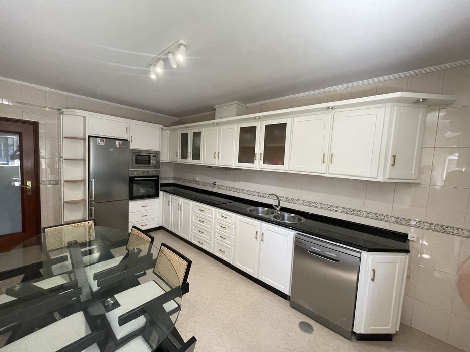 Carpentry Restoration424239514077767680