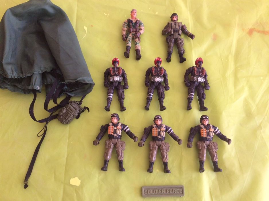 Soldier Force Figuras