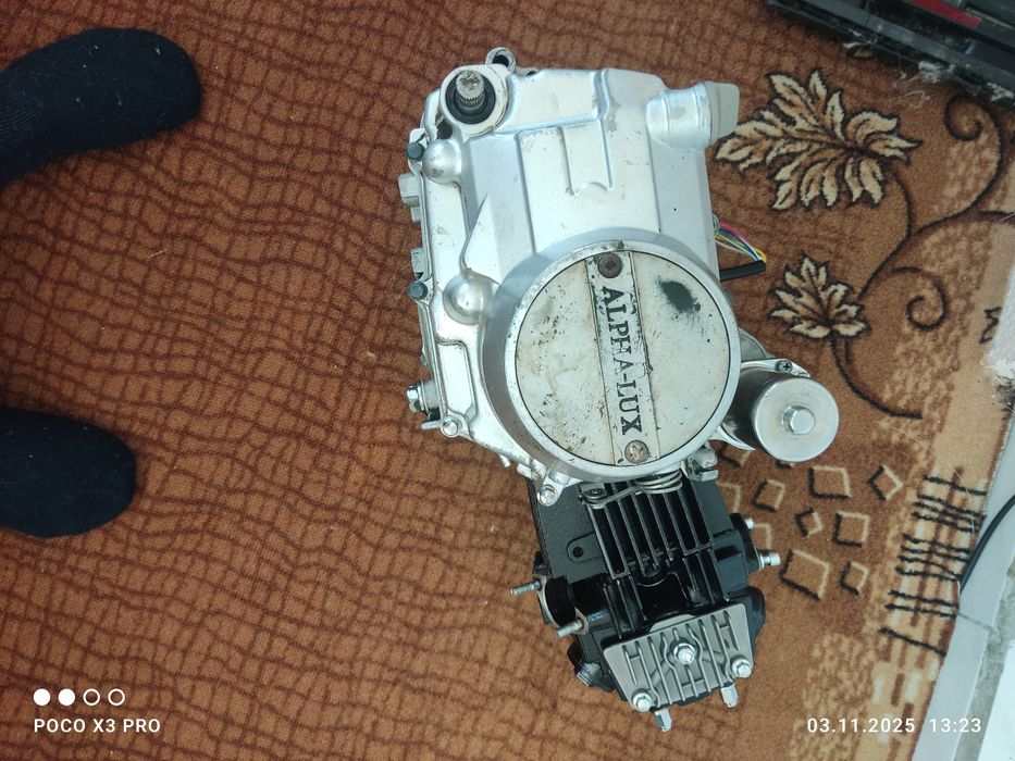 Двигун Альфа люкс 110 куб