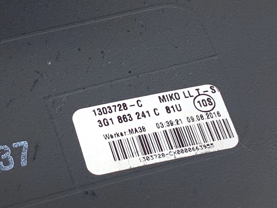 TUNEL ŚRODKOWY VW PASSAT B8 Kombi 3G1863241C KONSOLA