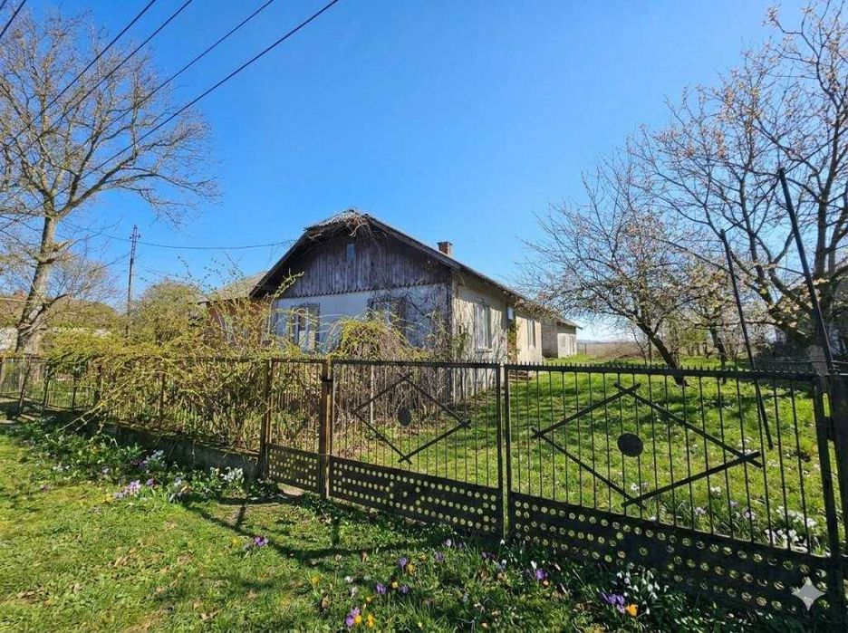 Недорого продається будинок\дача неподалік м.Стрий...