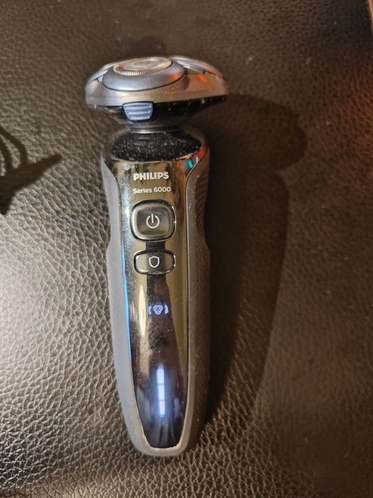 Golarka Philips Series 6000 stan bardzo dobry