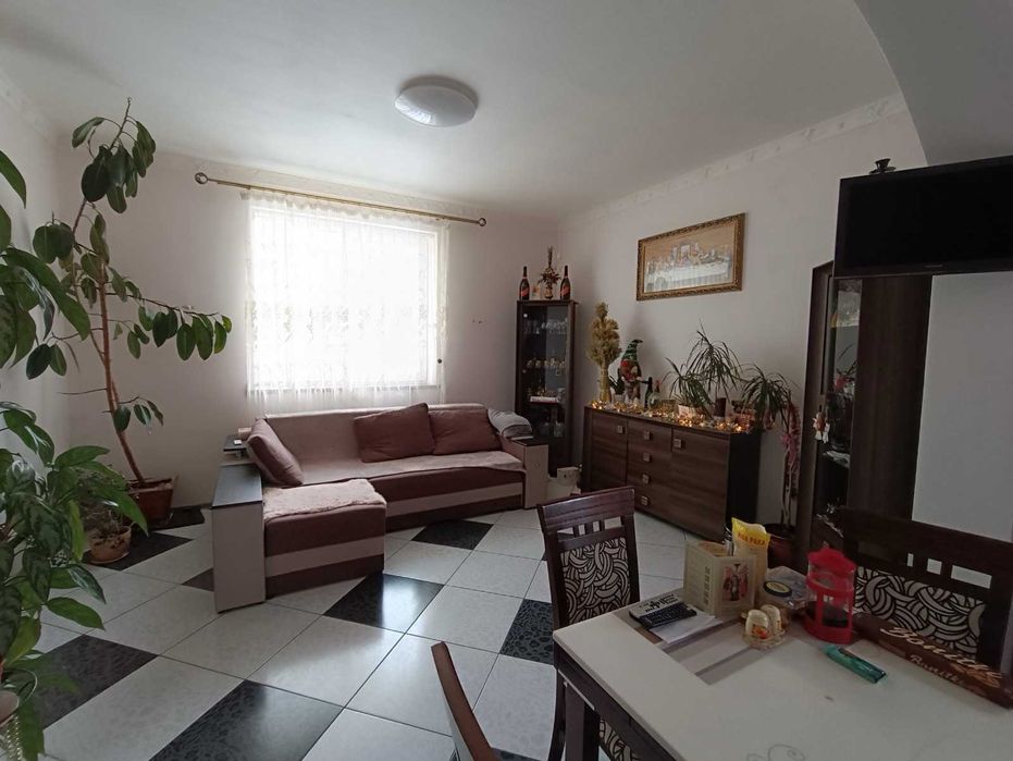 Продаж будинку з сонячними панелями, район школи №2, м. Дрогобич!