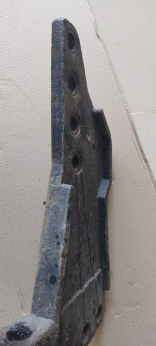 Стійка плуга ПЛН 3-35 чавунна.Стойка плуга ПЛН.стійка на плуг Одеський