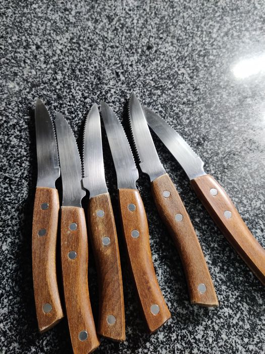 Conjunto de 6 Facas de Carne / Churrasco com Cabo em Madeira