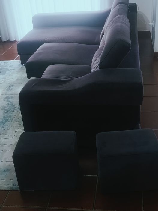 Sofá Chaise Longue + 2 Puffs - tecido lavável