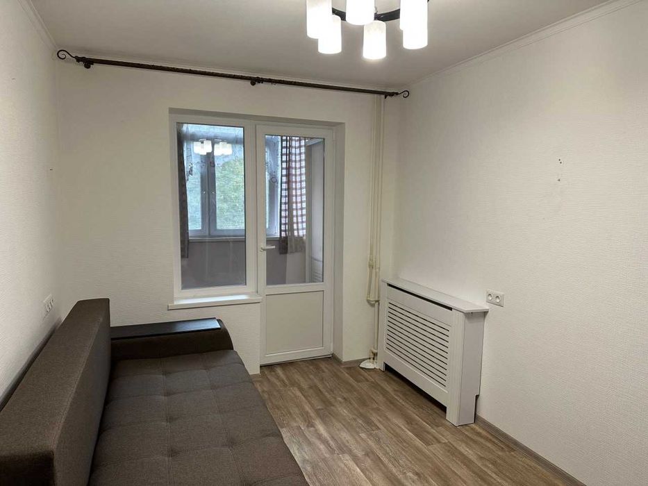 Продам просторную 2-к квартиру с ремонтом проспект Мира Левобережный