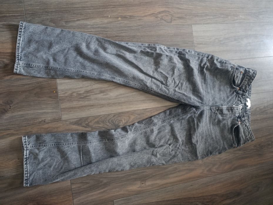 Szare jeansy damskie H&M