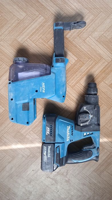 Продам перфоратор с пылесосом Макита.