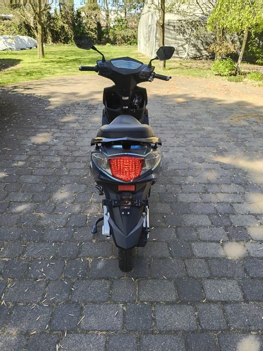 Skuter elektryczny LVNENG.