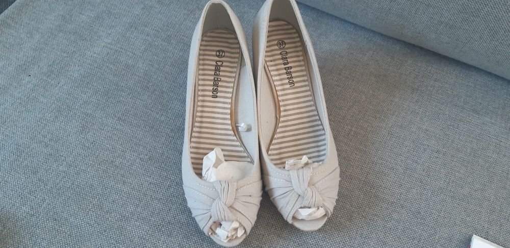 Buty Clara Barson