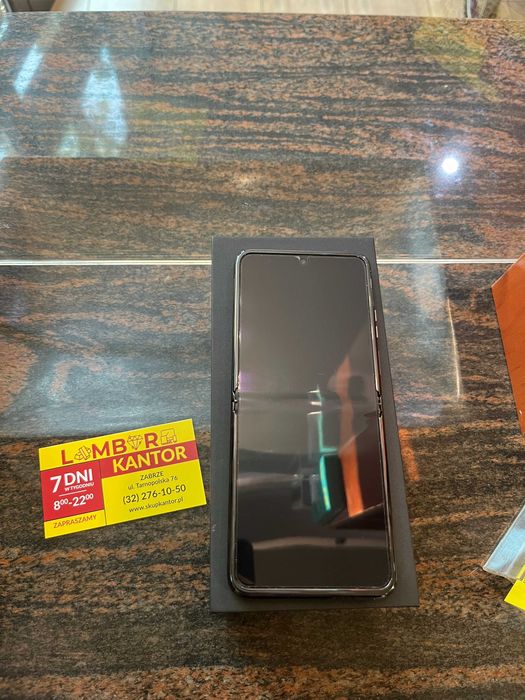 [1668/25] Motorola Razr 40 Ultra 8/256GB